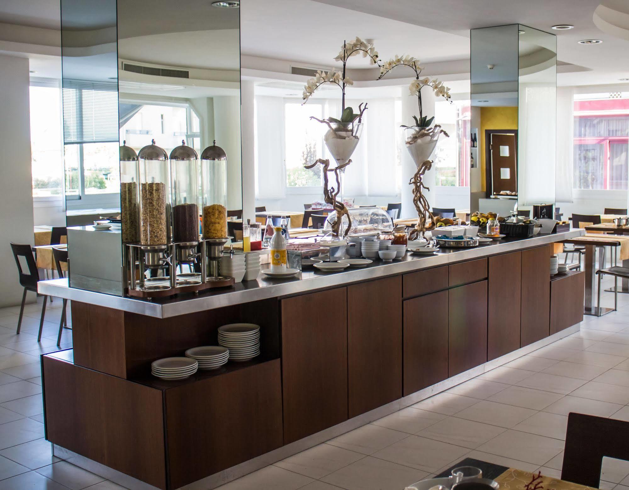 Acapulco Hotel